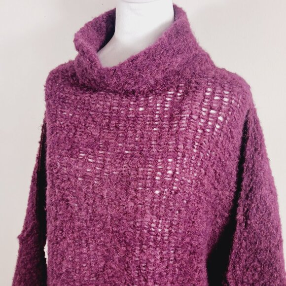 Free People, Burgundy Oversized Alpaca (89%) Nylon (11%) Sweater, Size MED, Soft - Picture 6 of 13